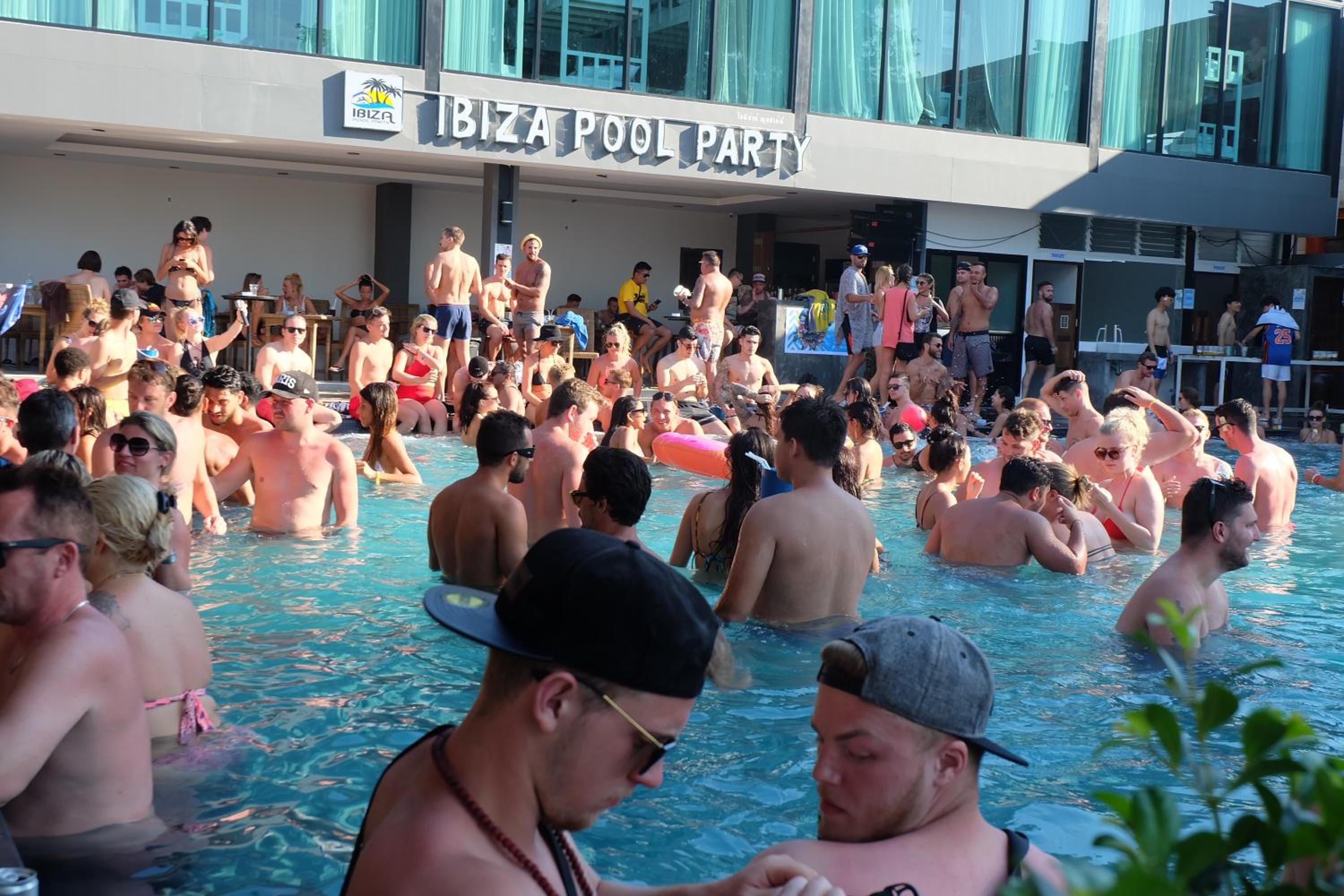 Ibiza House Phi Phi 43/50