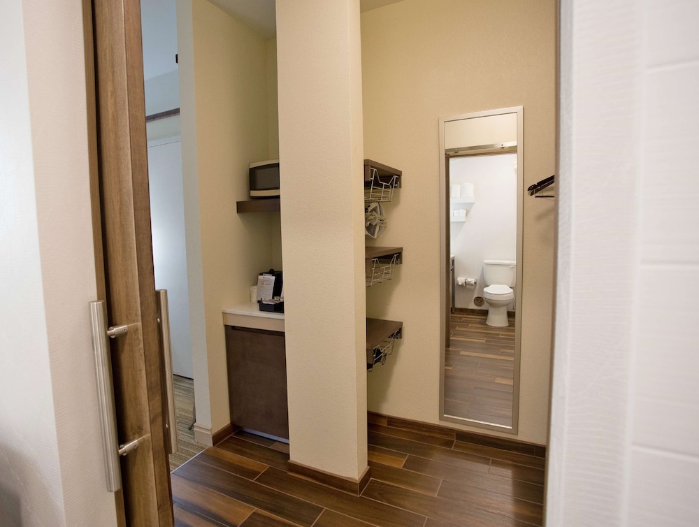 Hilton Garden Inn Bentonville Hotel 24/62