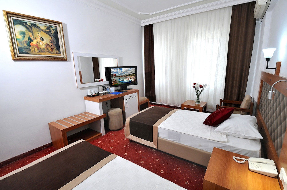 Ramira Beach Hotel 13/37
