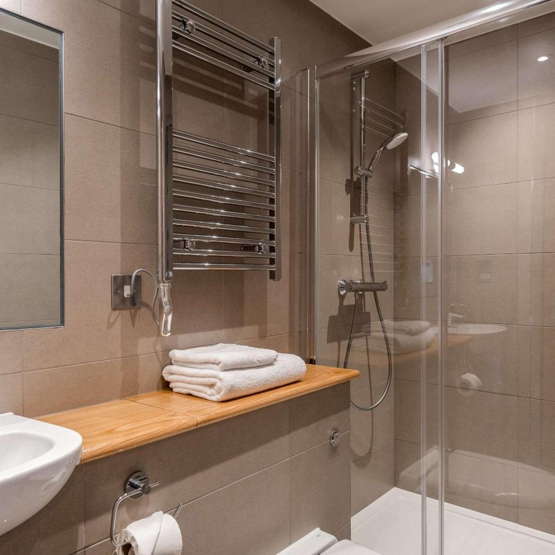 غرفة سوبيريور بسرير مزدوج، Comfort Inn Hyde Park 3/7