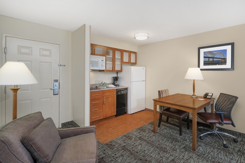Staybridge Suites Memphis-Poplar Ave East 43/73