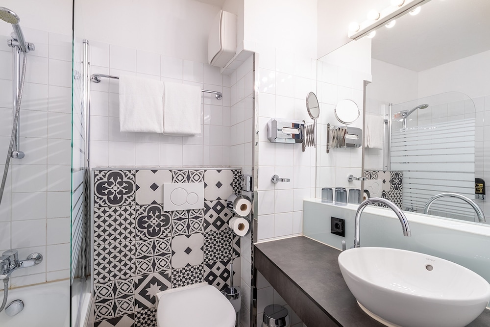 Hotel Calmo 55/58