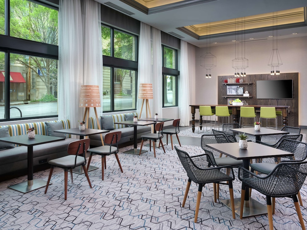 Hampton Inn & Suites Atlanta Decatur/Emory 61/81