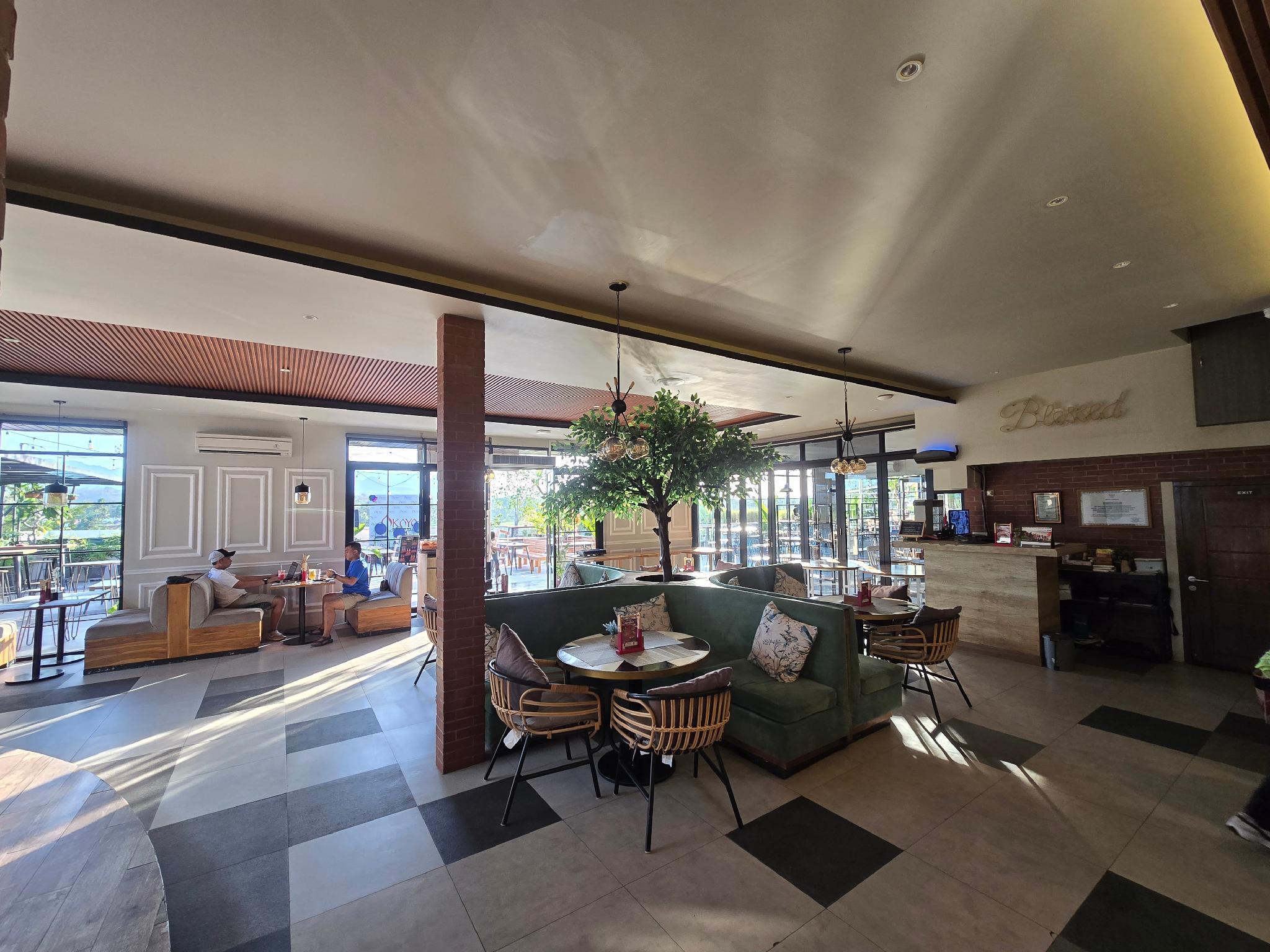 Kaloka Airport Hotel 24/50