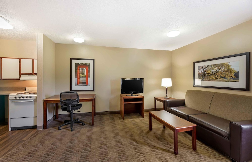 Extended Stay America - Cleveland - Great Northern Mall 39/54