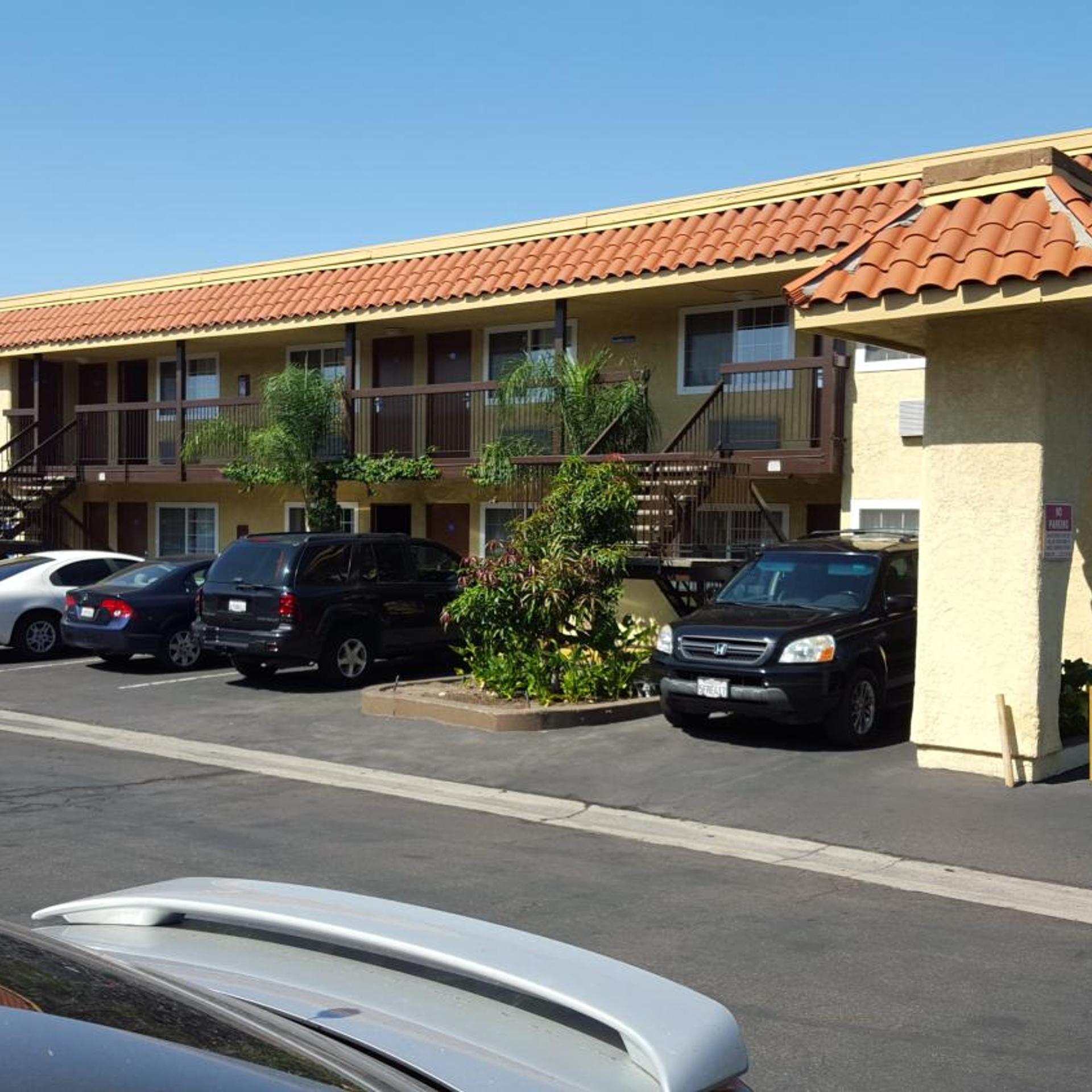 Anaheim Astoria Inn & Suites 19/22