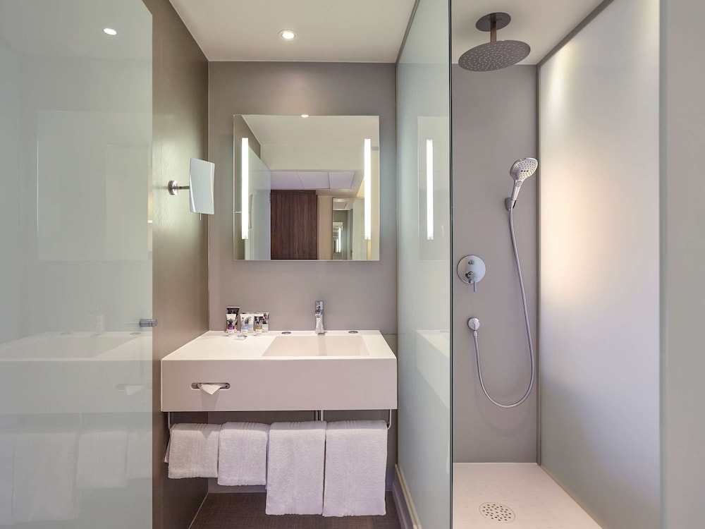Mercure Paris Arc de Triomphe Etoile 20/72
