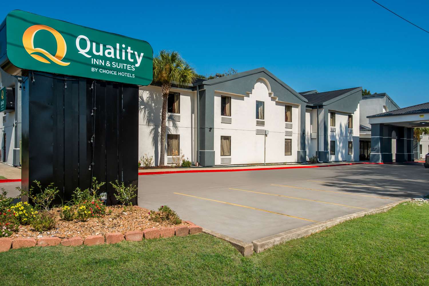 Quality Inn & Suites Lafayette 22/22