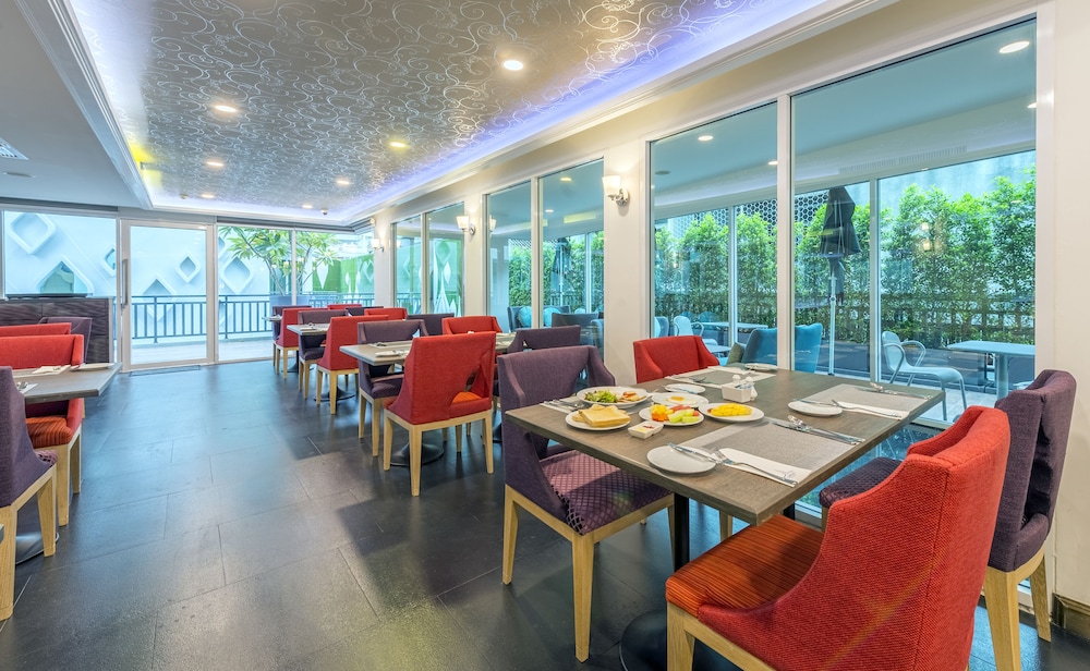 Anajak Bangkok Hotel 53/70