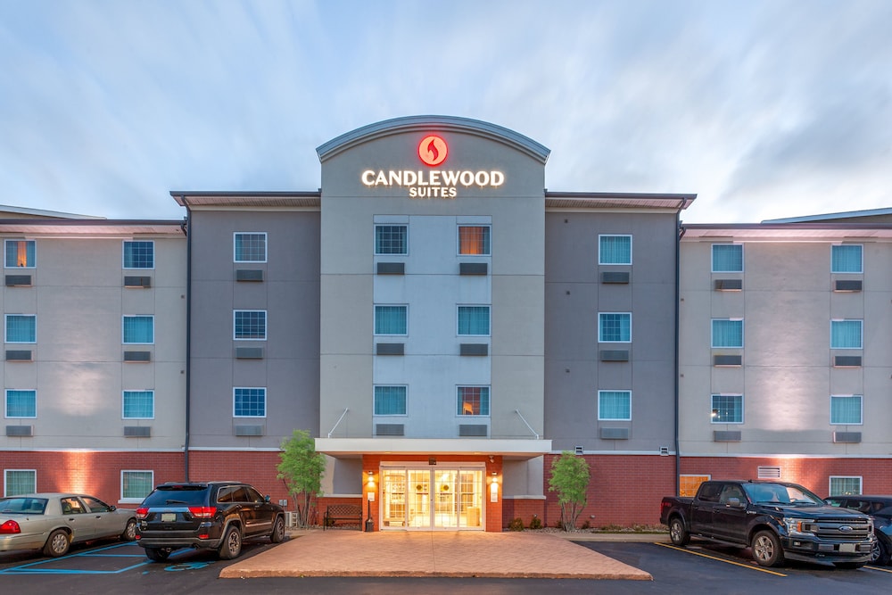 Candlewood Suites Kalamazoo 1/50