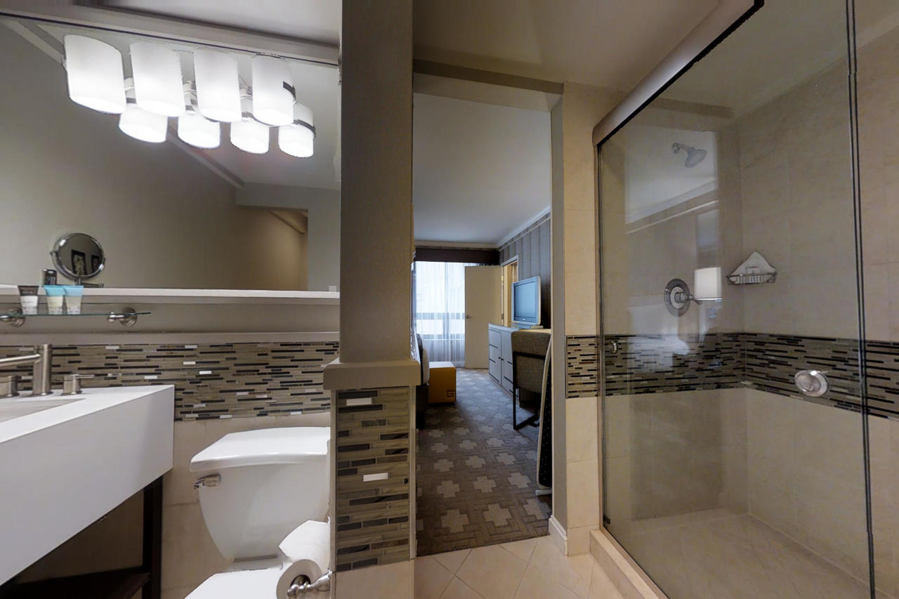 Caesars Atlantic City- A Caesars Rewards Destination 33/34