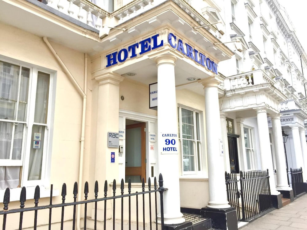 Carlton Hotel 3/67