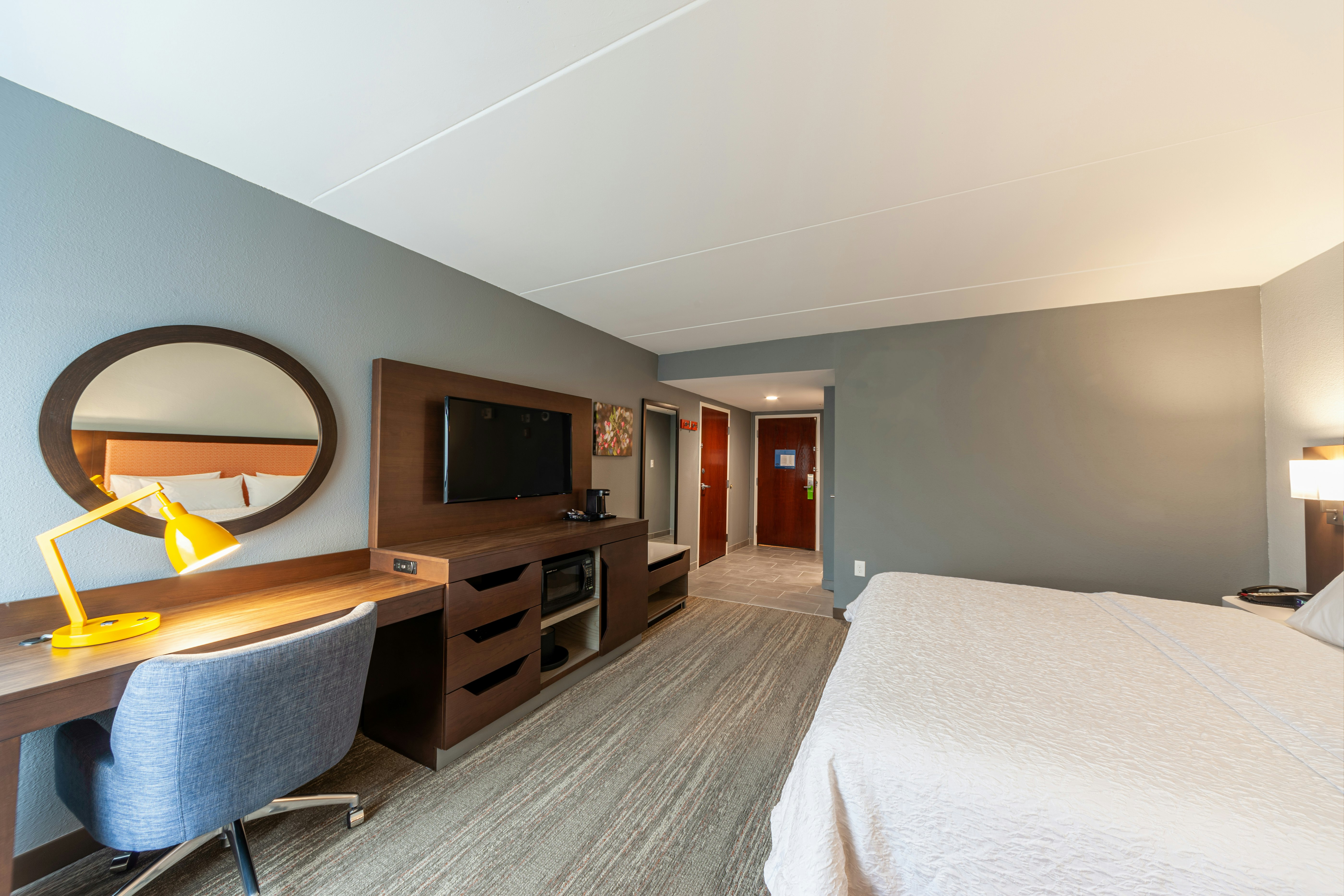 Hampton Inn - Winchester N/Convention Center 18/48