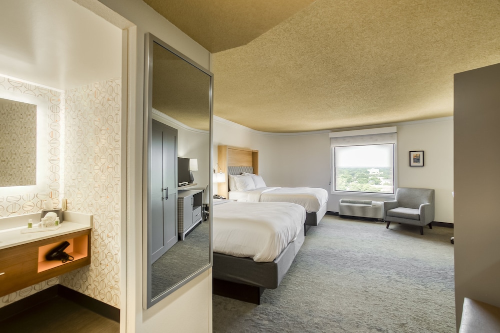 Holiday Inn Mobile Dwtn Hist District 17/46
