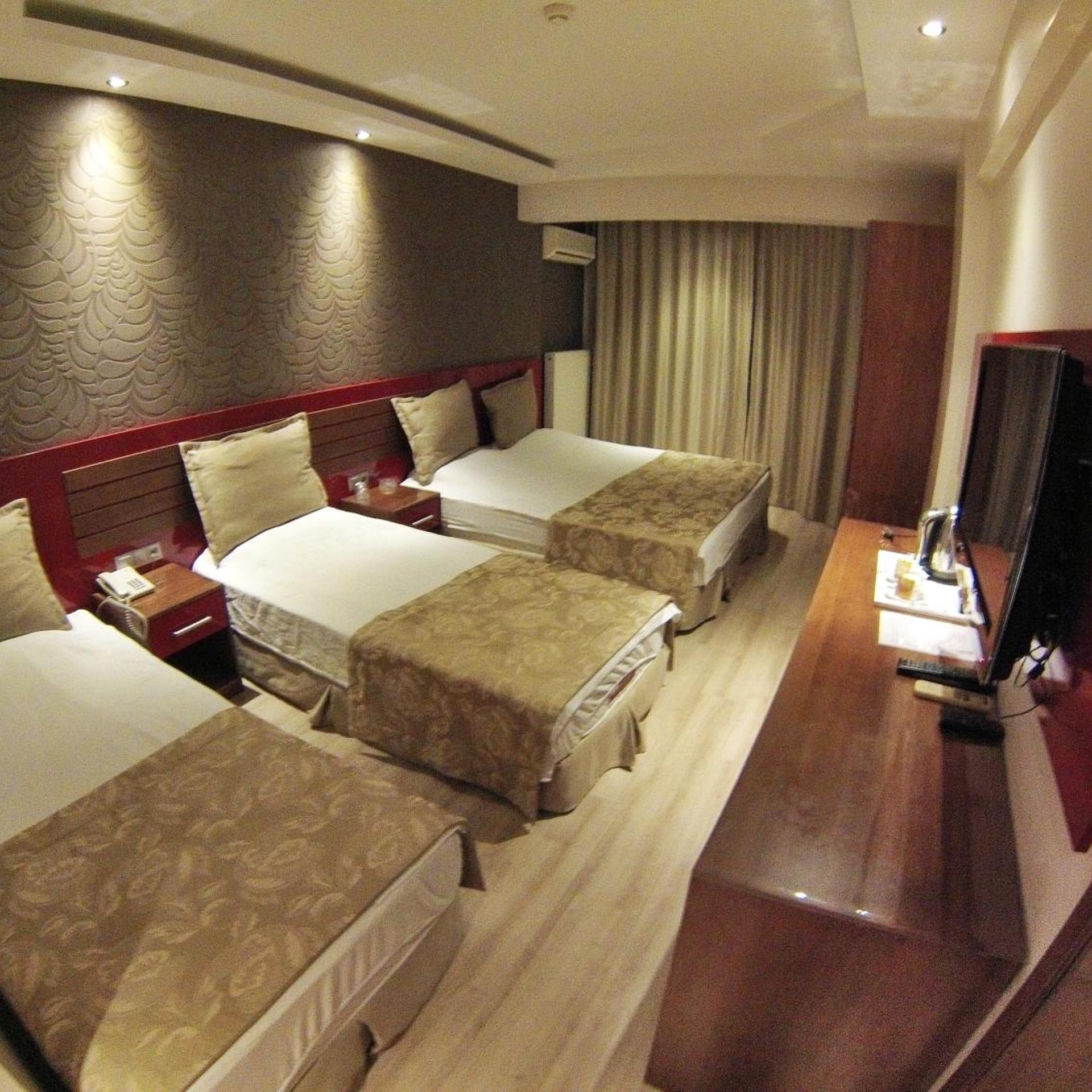 Anil Hotel 23/56