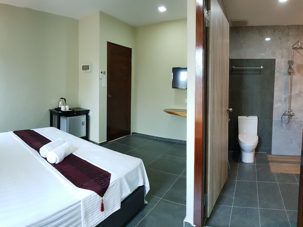 Chenang Inn 20/61
