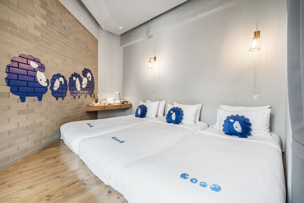 KOKOTEL BANGKOK SURAWONG 33/55