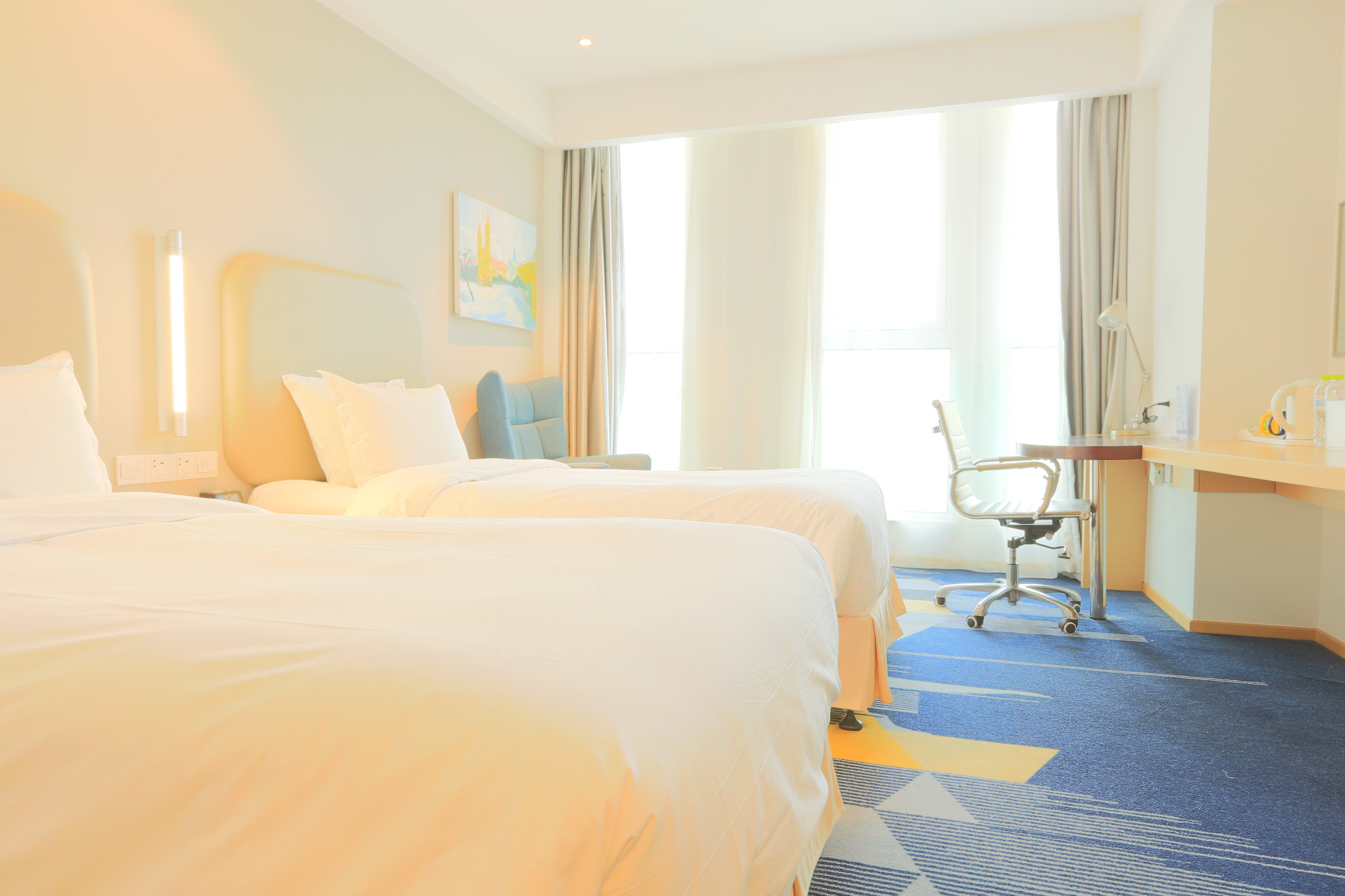 HOLIDAY INN EXPRESS QINGDAO WEST COAST 17/45