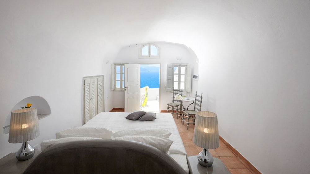 Amaya Selection Of Villas 20/50