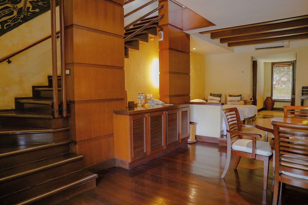 Pool Villa Merumatta Senggigi 30/50