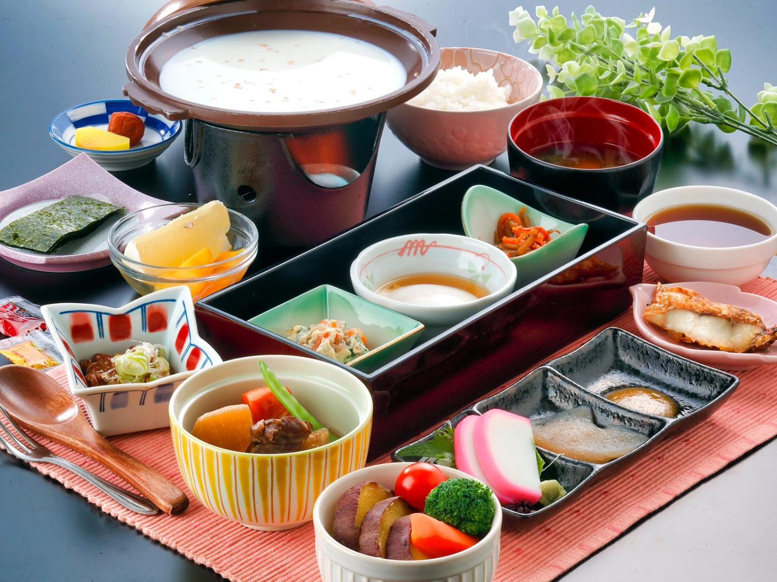Iwaki Yumoto Onsen Hotel Palm Spring 22/25