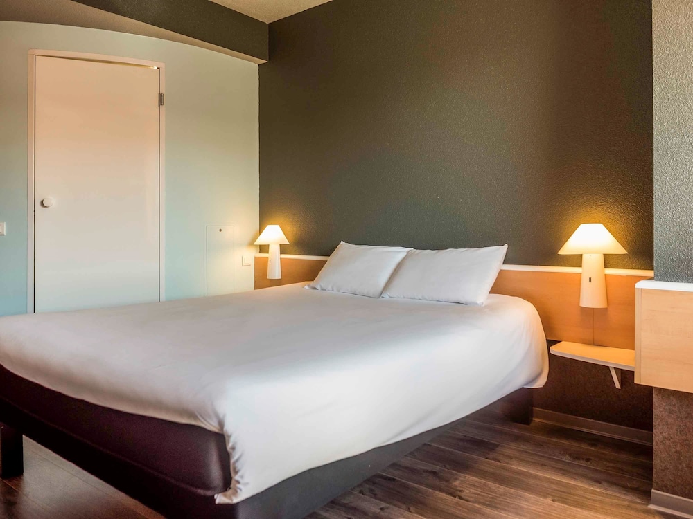 Ibis Salamanca 13/37