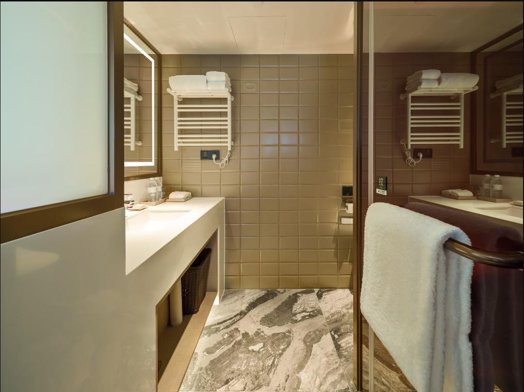 Donghu Collection Hotel Shanghai 24/25