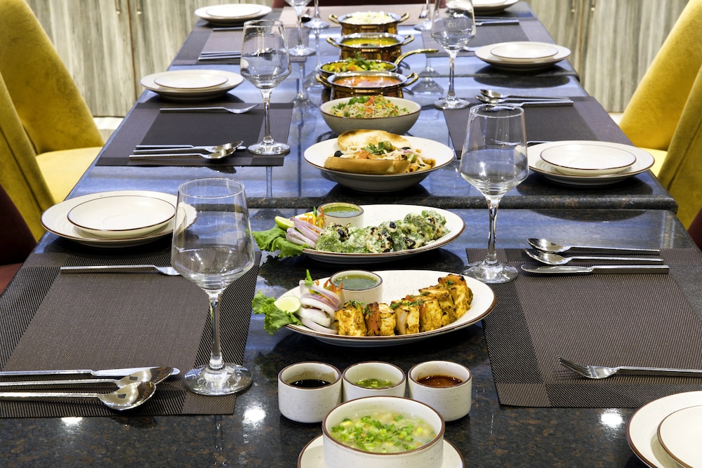 Regenta Central Noida 37/44