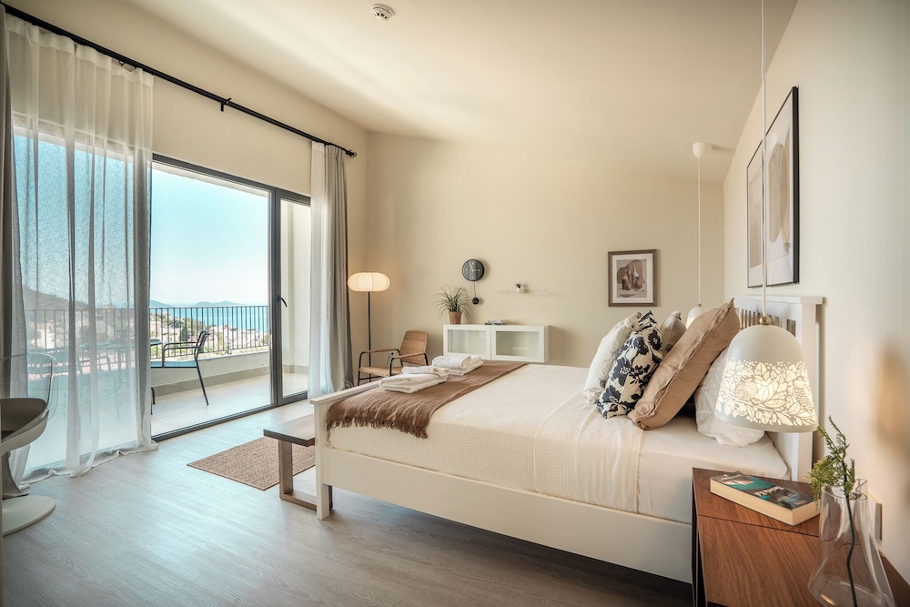 Deluxe Double Room w.Sea View