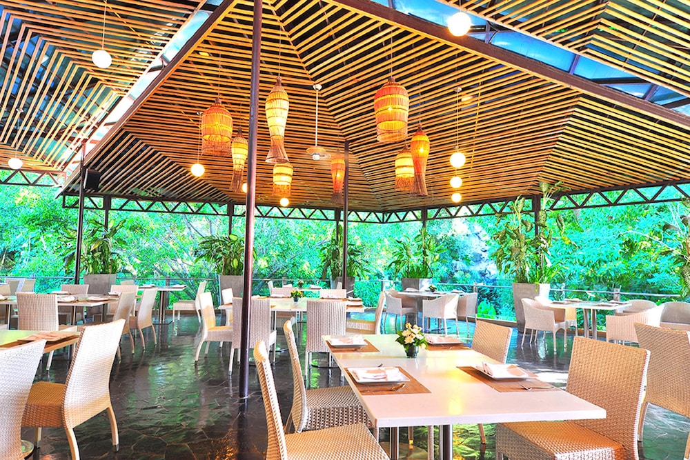 Greenery Resort 33/50