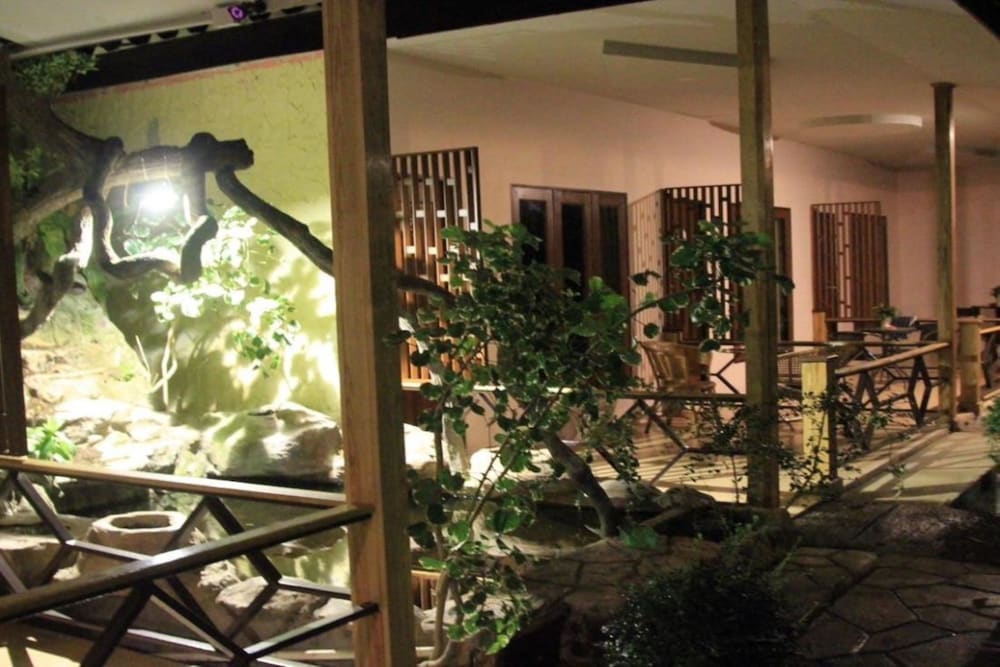 Poohbar Resort & Lotusdive 16/72