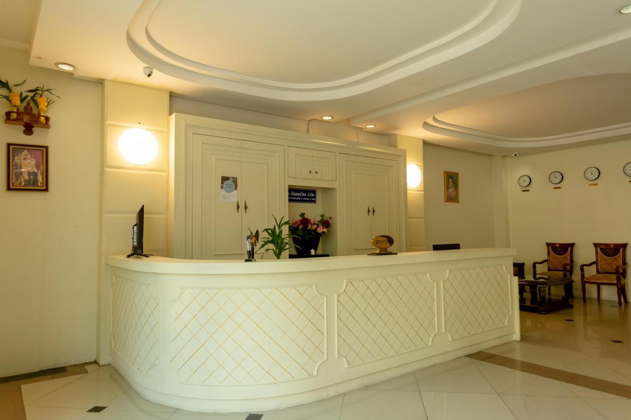 Ivory Palace Hotel 5/50