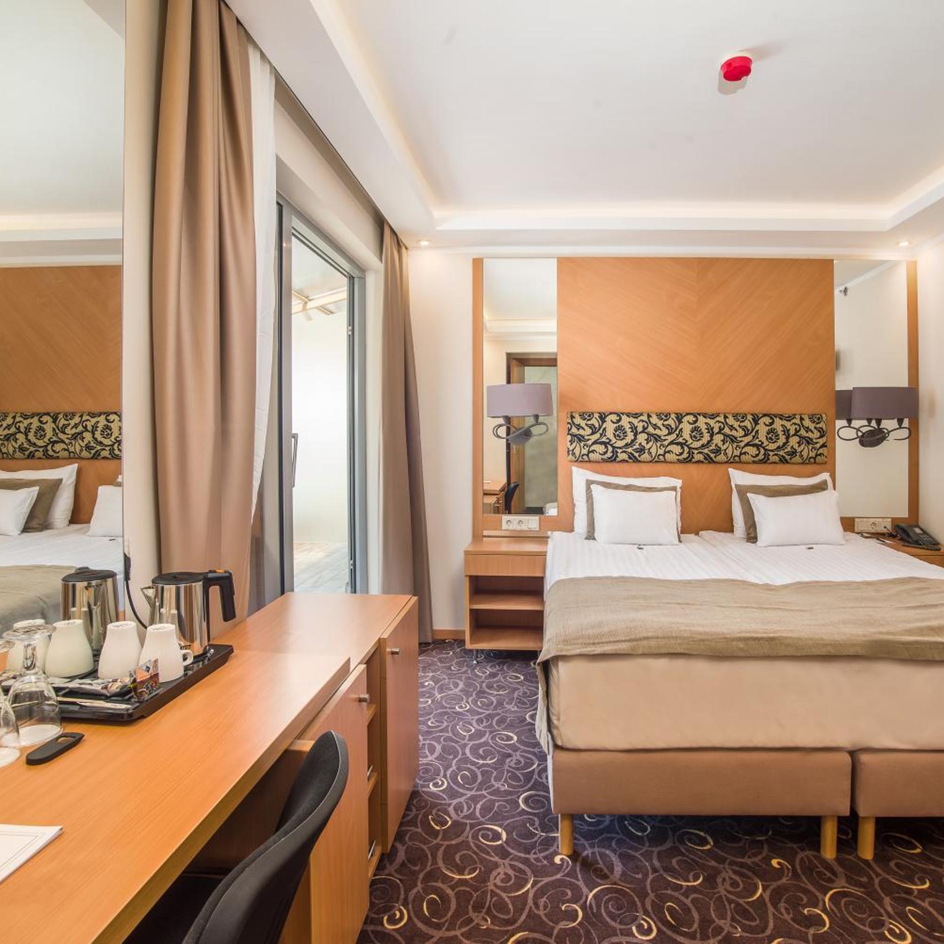 غرفة ديلوكس بسرير مزدوج، Marmara Hotel 4/10