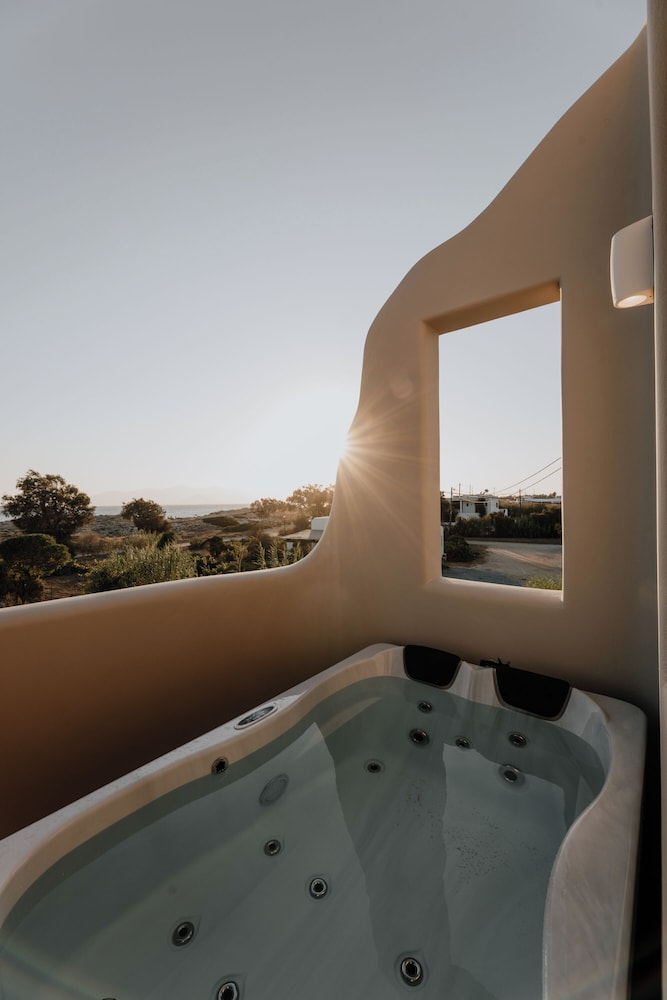 Onym Curated Villas 177/206