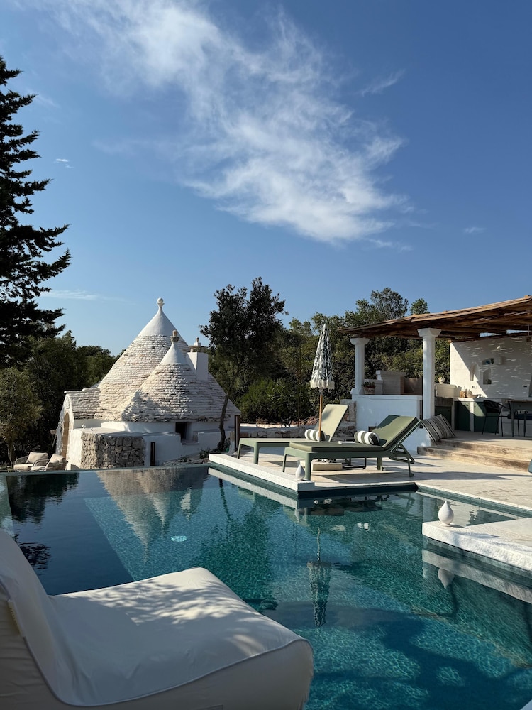 1 BEDROOM, PANORAMIC, VILLA, HILL VIEW