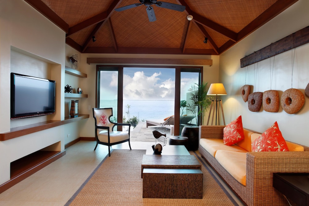 Crimson Resort and Spa Mactan 12/50