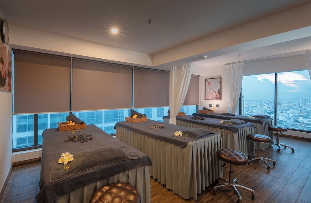 V Hotel Nha Trang 20/50
