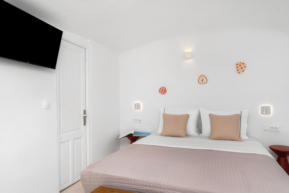 Santa Irini Villa 5/28