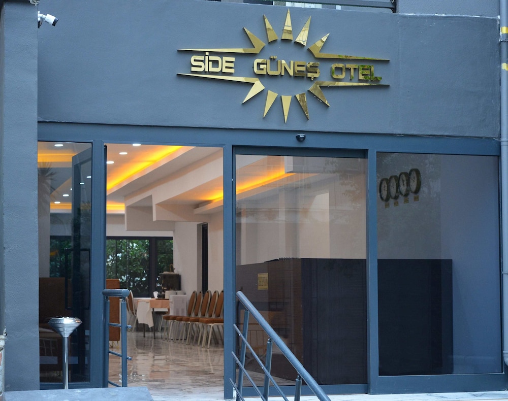 Side Gunes Hotel 2/26