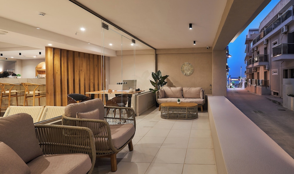 Lotus Rise Hotel - Adults Only 31/50