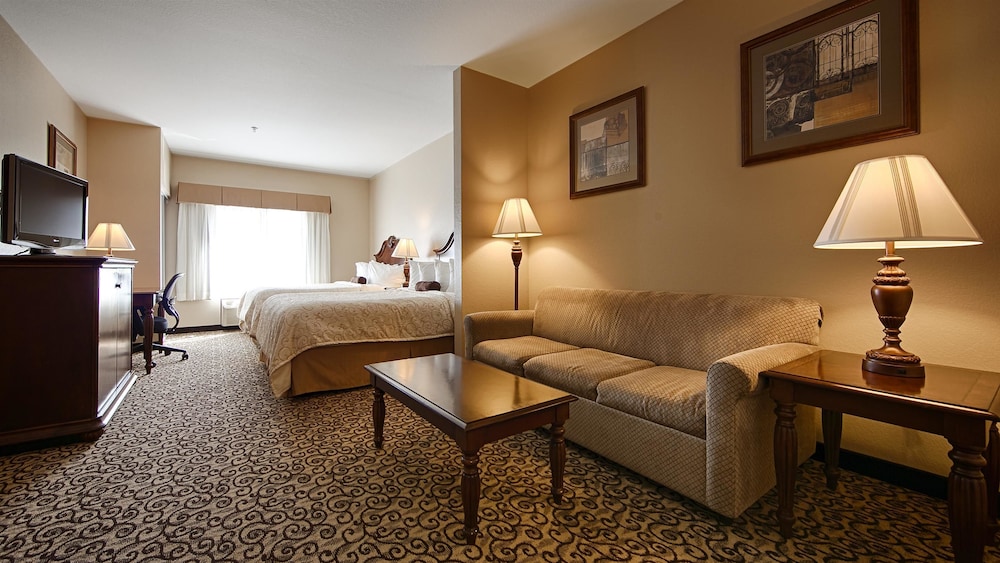 Best Western Plus Fossil Country Inn & Suites 23/32