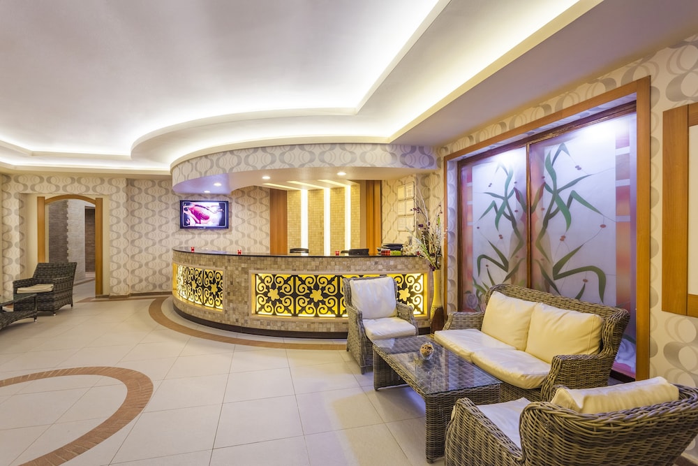 Hotel Turan Prince 7/50