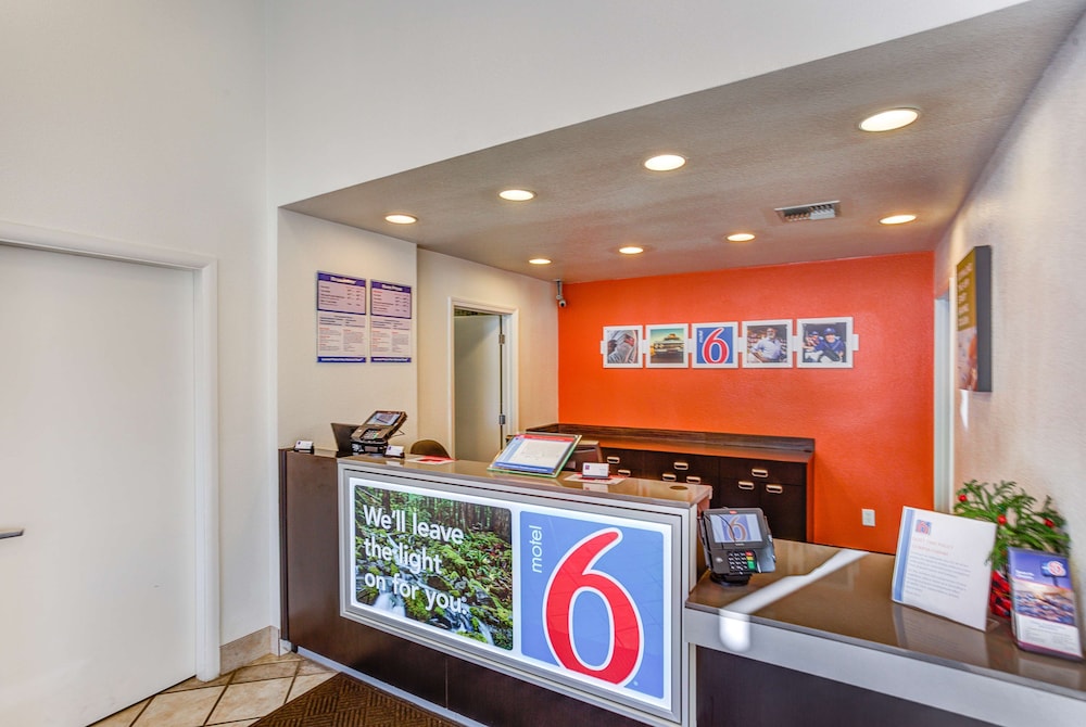 Motel6 Portland, OR - Tigard West 8/49