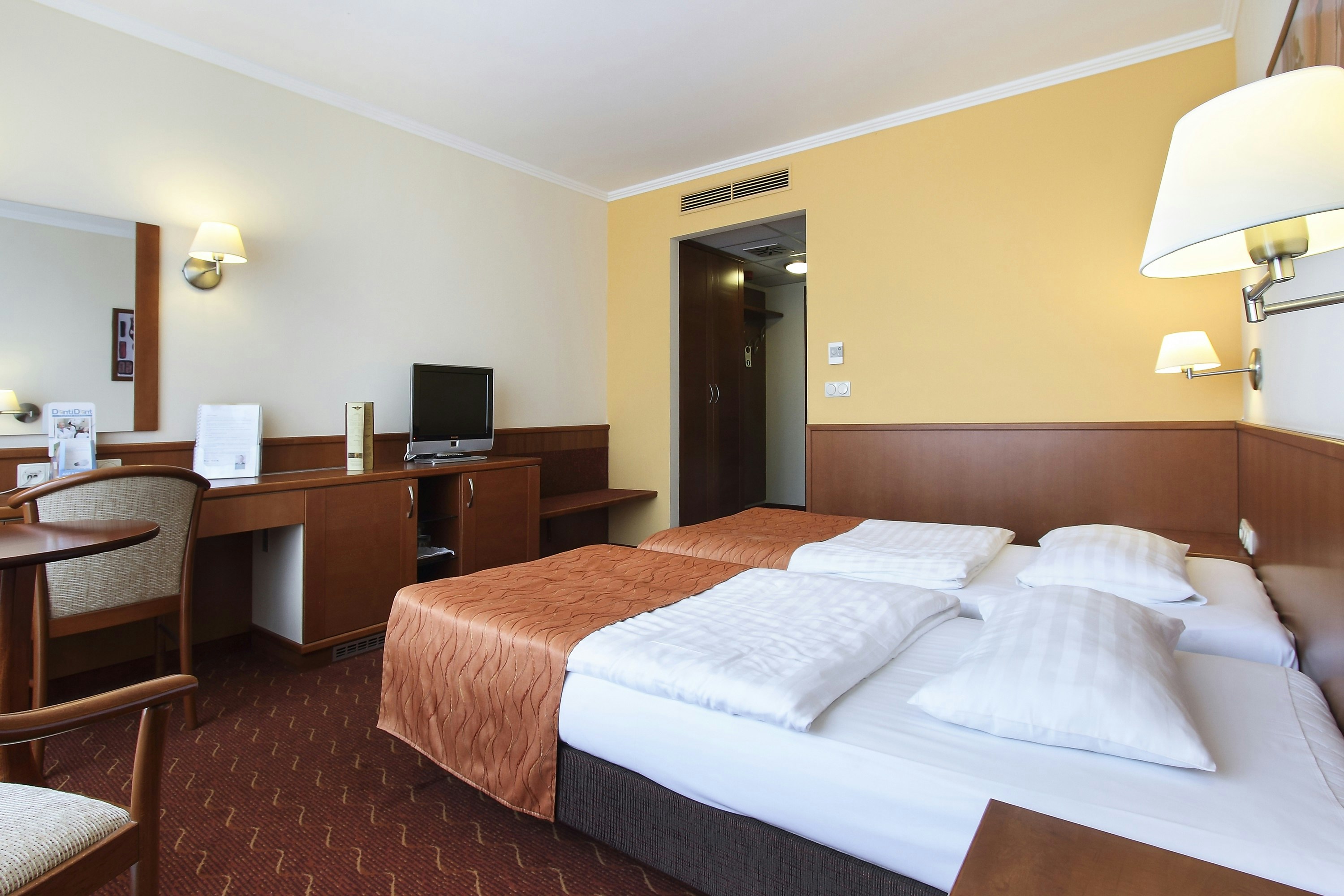 AIRPORT HOTEL BUDAPEST 25/73