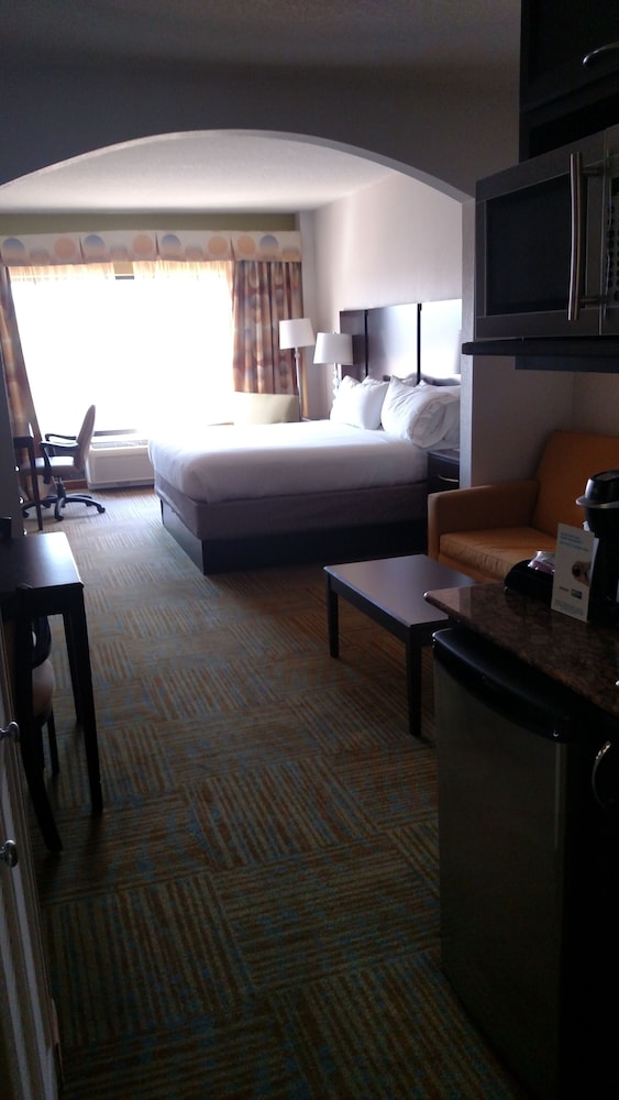 Holiday Inn Express Hotel And Suites Perry 19/48