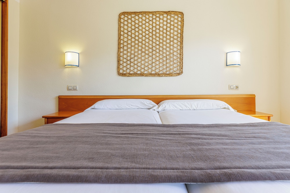BASIC, DOUBLE BED