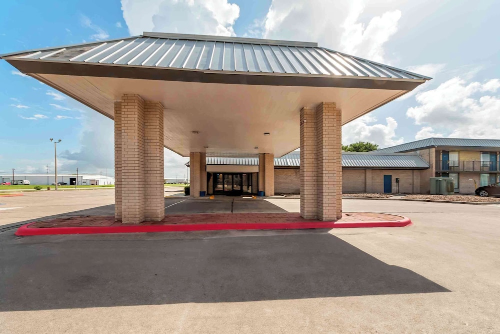 Studio6 Port Lavaca, TX 32/39