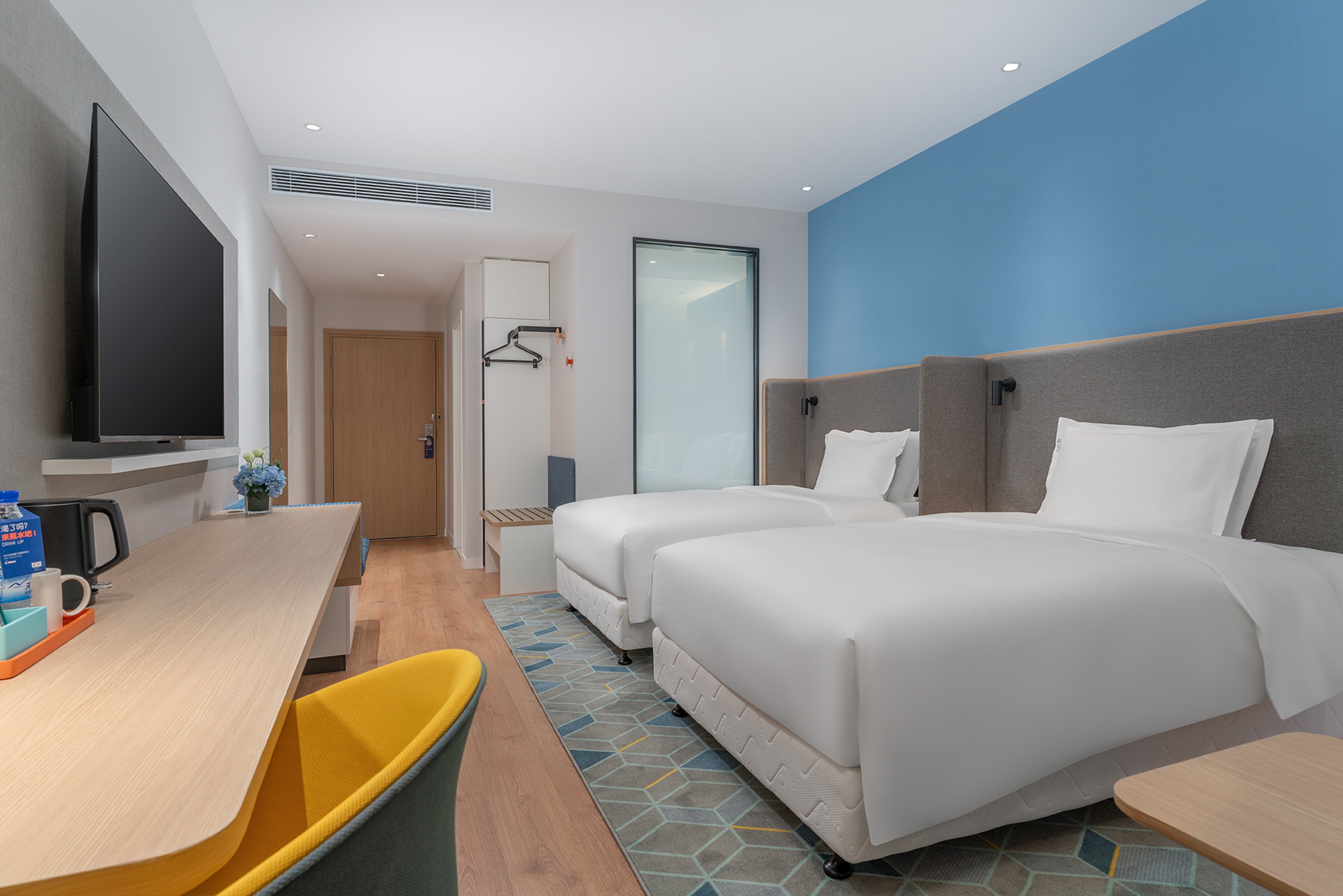 Standard, Twin Beds, Extra Floor Space