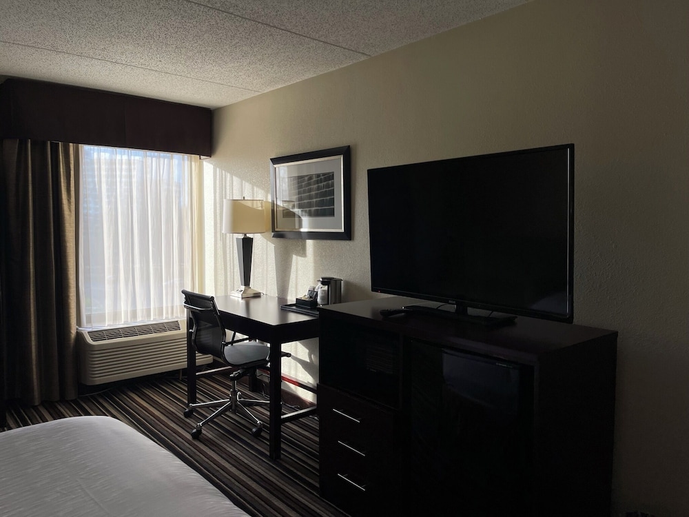 Wyndham Garden Charlotte Executive Park 10/23