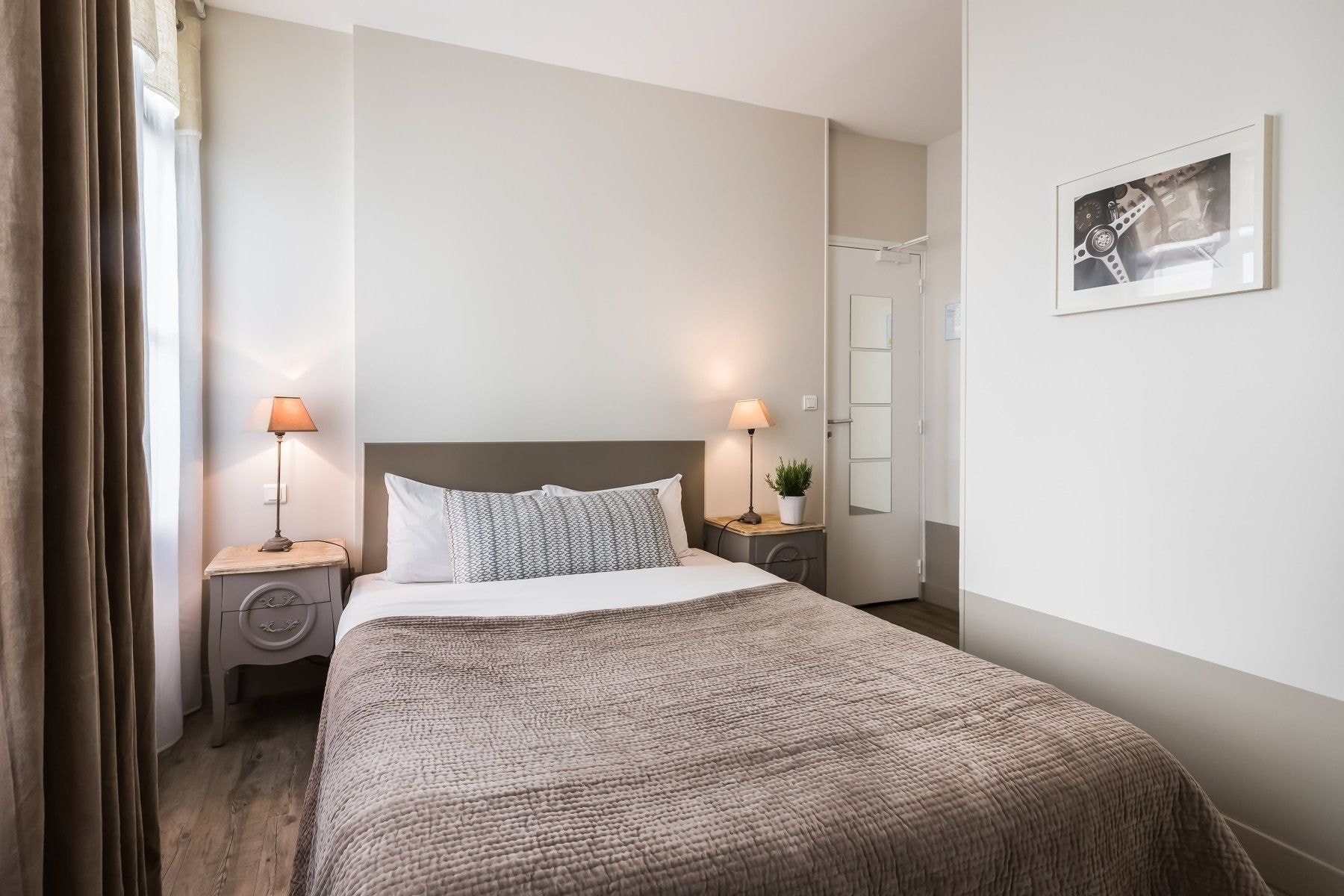 COMFORT, DOUBLE BED